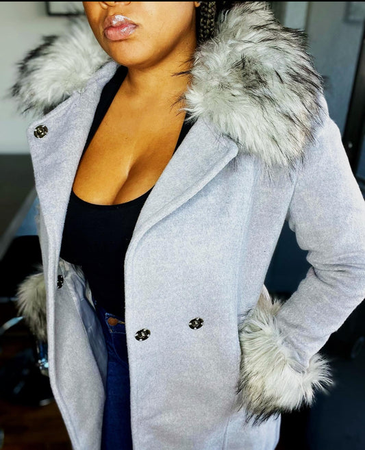 Foxy Gray Wool Stylish Peacoat with Detachable Faux Fox Fur